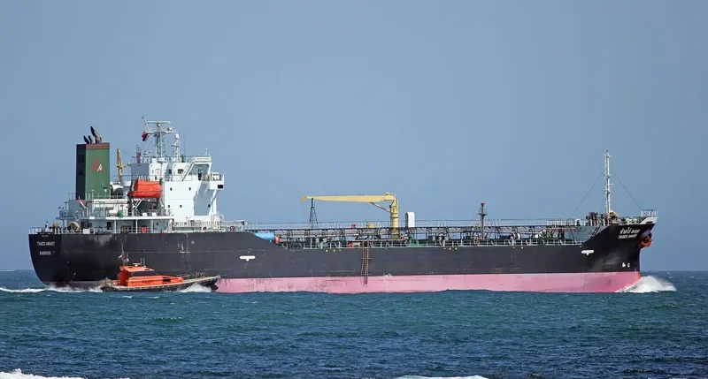 TASCO AMARIT Tanker IMO 9615999 photo 8