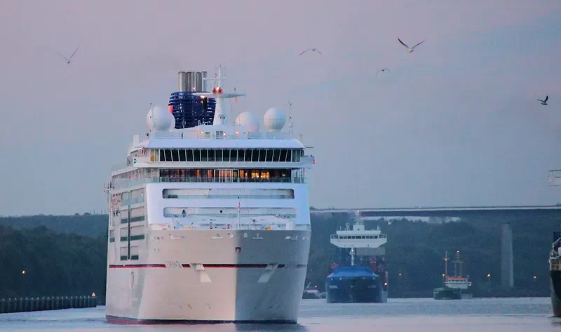 EUROPA 2 Passenger Ship IMO 9616230 photo 2