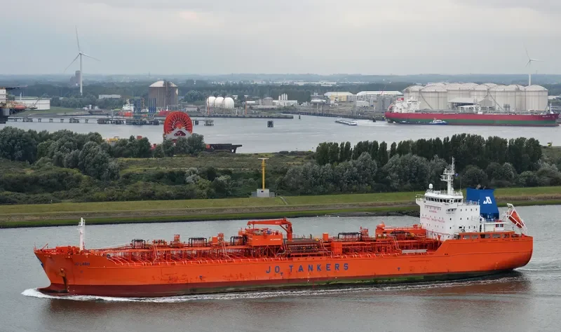 STOLT LARIX Tanker IMO 9617650 photo 9