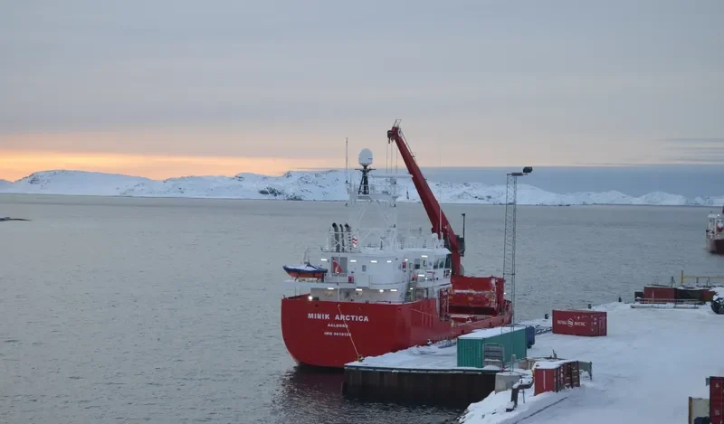 MINIK ARCTICA Container Ship IMO 9618159