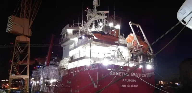 NANOQ ARCTICA Container Ship IMO 9618161 photo 2