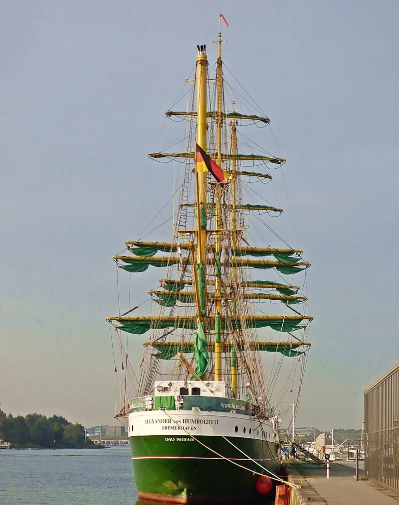ALEX VON HUMBOLDT 2 Tanker IMO 9618446 photo 10