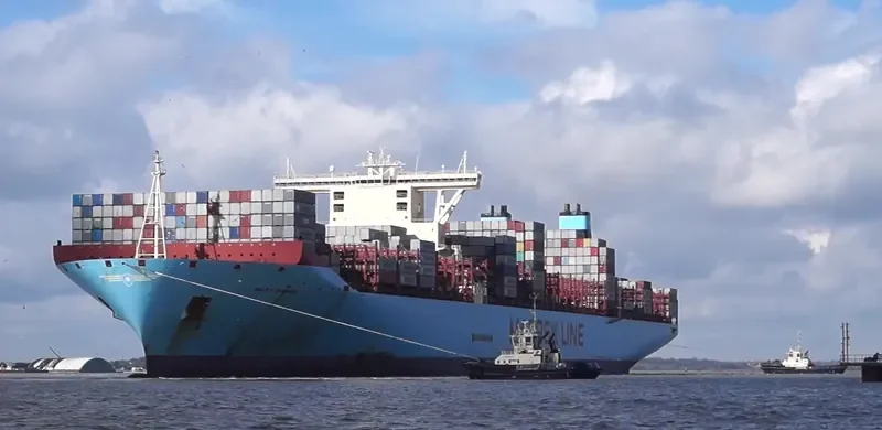 MARY MAERSK Container Ship IMO 9619921 photo 3