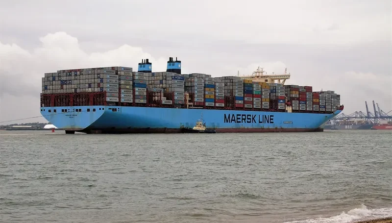 MAGLEBY MAERSK Container Ship IMO 9619957 photo 4