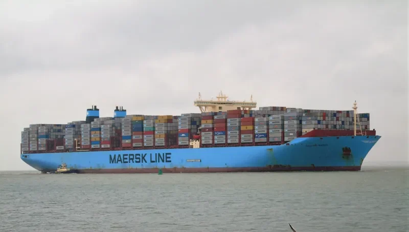 MAGLEBY MAERSK Container Ship IMO 9619957 photo 6