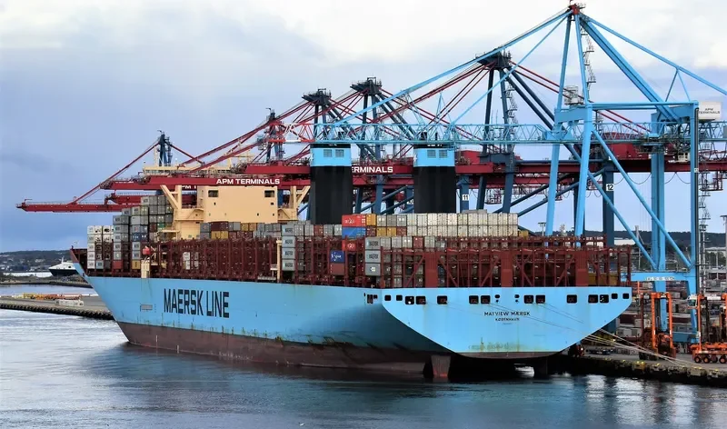 MAYVIEW MAERSK Container Ship IMO 9619995 photo 7