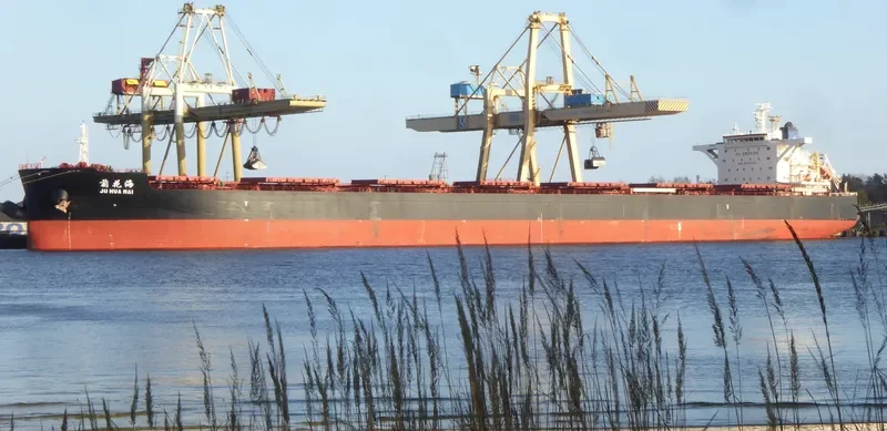 JU HUA HAI Bulk Carrier IMO 9620528 photo 3