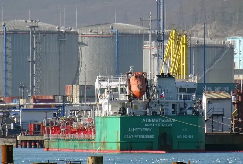 KARAKUZ Tanker IMO 9621558 photo 2