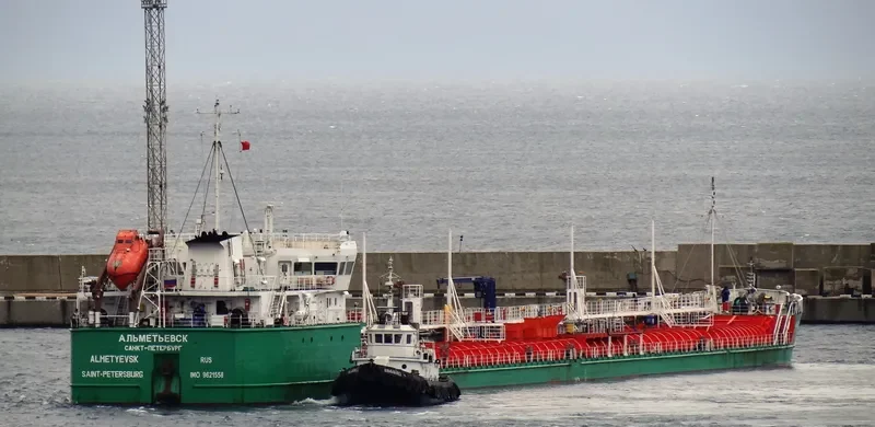 KARAKUZ Tanker IMO 9621558 photo 10