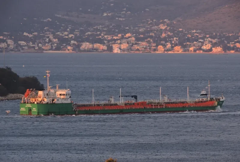 BAVLY Tanker IMO 9621560 photo 3
