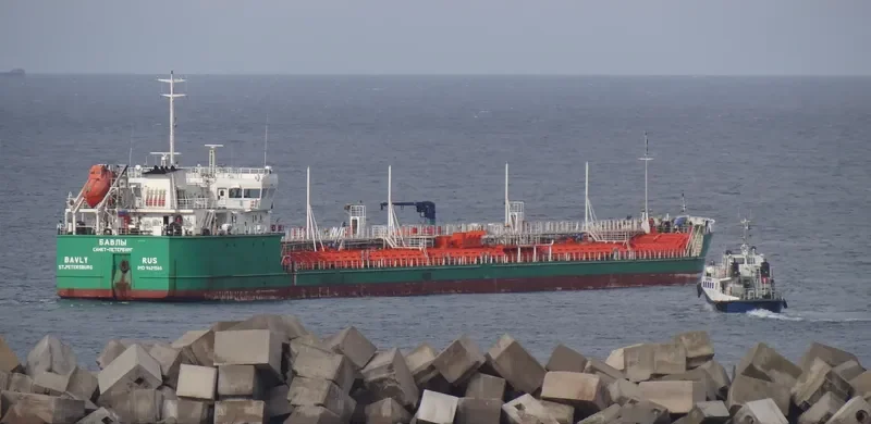BAVLY Tanker IMO 9621560 photo 10