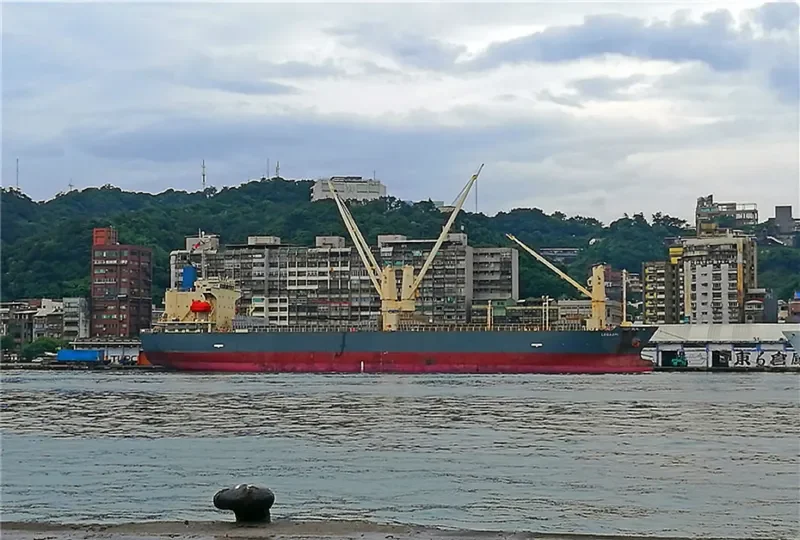 LEGAZPI General Cargo IMO 9621716 photo 10
