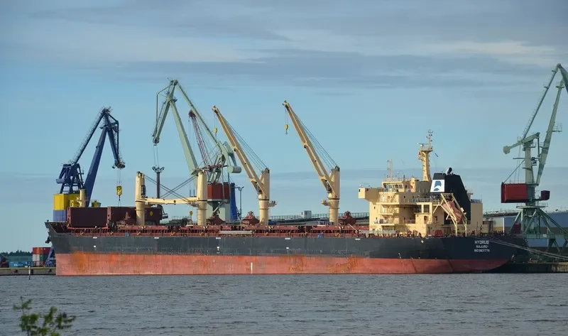 STAR HYDRUS Bulk Carrier IMO 9621778 photo 2