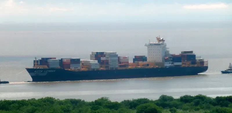 KOTA LEMBAH Container Ship IMO 9622318 photo 3