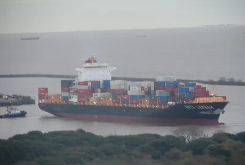 KOTA LEMBAH Container Ship IMO 9622318 photo 4