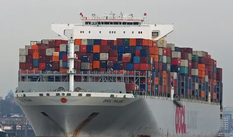 OOCL POLAND Container Ship IMO 9622588 photo 5