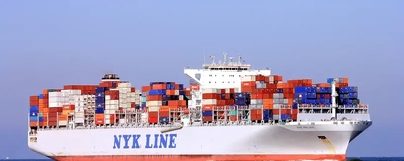 OOCL POLAND Container Ship IMO 9622588 photo 7