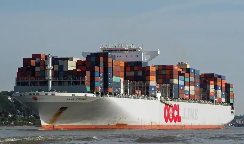 OOCL POLAND Container Ship IMO 9622588 photo 8