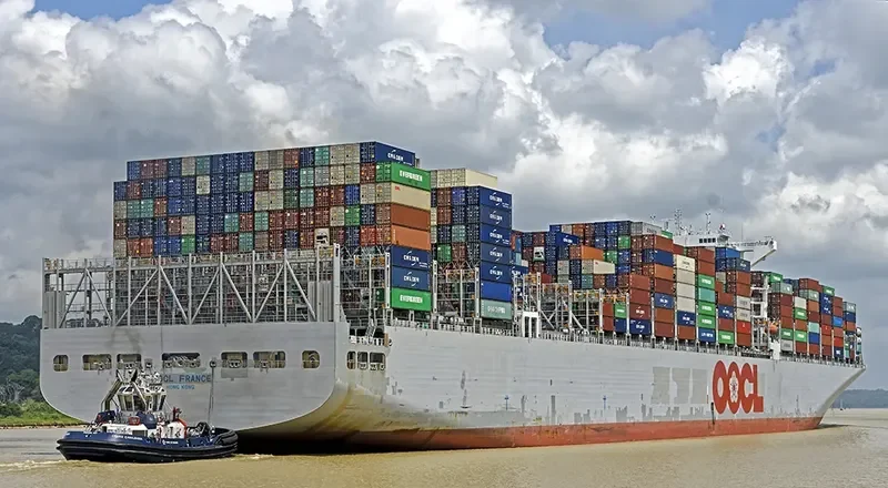 OOCL FRANCE Container Ship IMO 9622617 photo 8