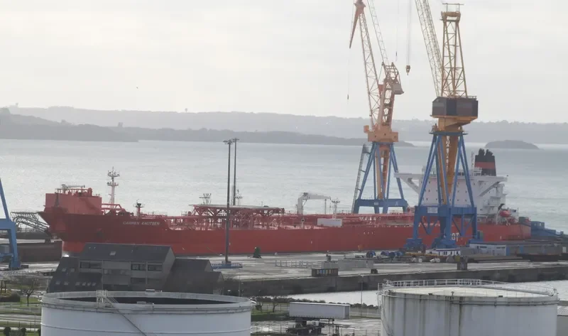 CARMEN KNUTSEN Tanker IMO 9623635 photo 6