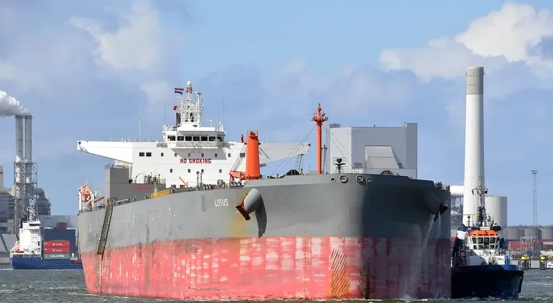 NORDLOTUS Tanker IMO 9624067 photo 4