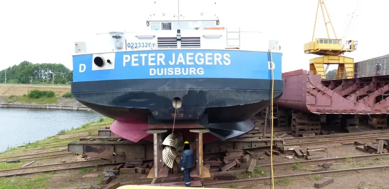 PETER JAEGERS Tanker IMO 9624081 photo 8