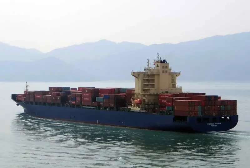 HYUNDAI PREMIUM Container Ship IMO 9625530