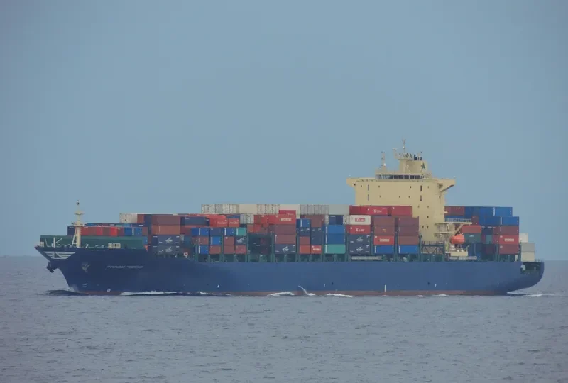 HYUNDAI PREMIUM Container Ship IMO 9625530 photo 8