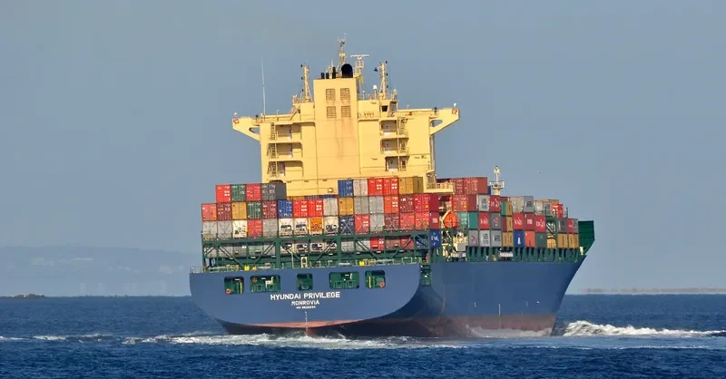 HYUNDAI PRIVILEGE Container Ship IMO 9625554 photo 6