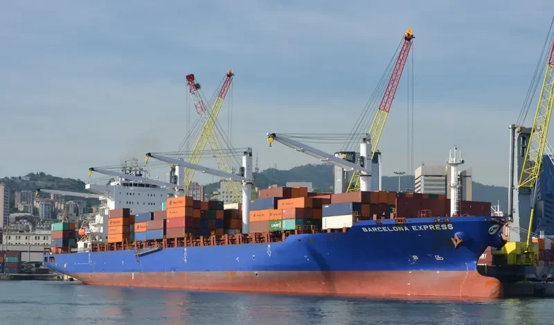 BARCELONA EXPRESS Container Ship IMO 9626053 photo 8