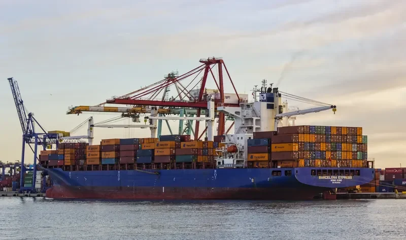 BARCELONA EXPRESS Container Ship IMO 9626053 photo 9