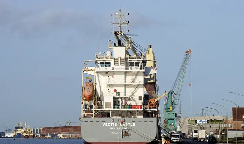 VECTIS CASTLE General Cargo IMO 9626168 photo 3
