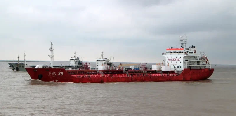 CAI HONG DAO 7 Tanker IMO 9626340 photo 7