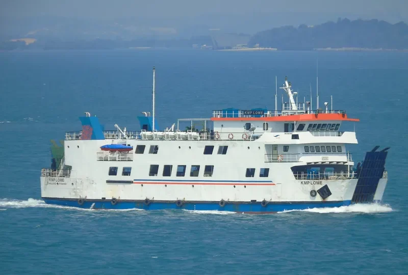 LOME Ro-Ro IMO 9627447 photo 2