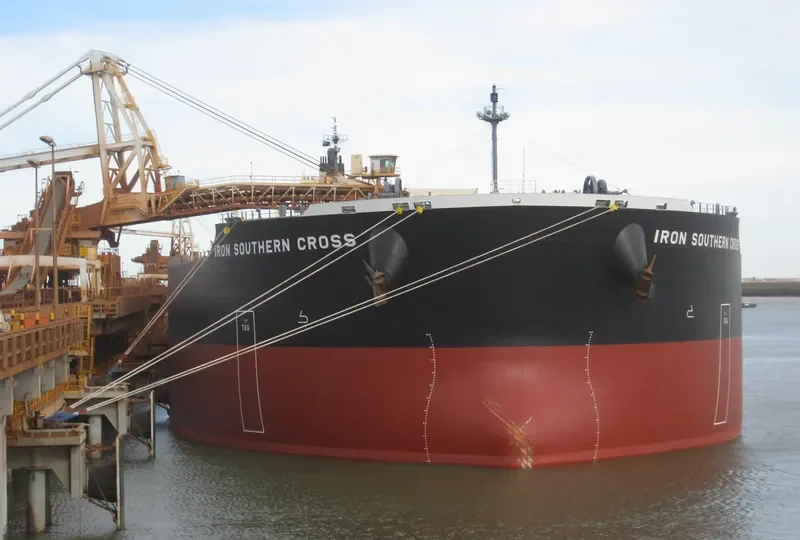 IRON SOUTHERN CROSS Bulk Carrier IMO 9627708