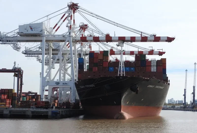 CSAV TOCONAO Container Ship IMO 9627899 photo 6