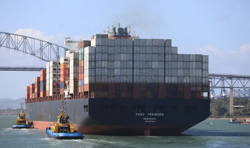 CSAV TRAIGUEN Container Ship IMO 9627904