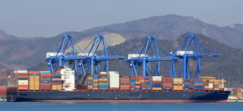 CSAV TRAIGUEN Container Ship IMO 9627904 photo 9