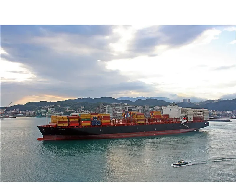 CSAV TRANCURA Container Ship IMO 9627916 photo 9