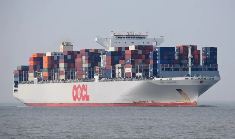OOCL BANGKOK Container Ship IMO 9627978 photo 2