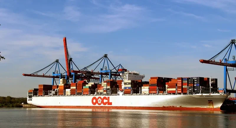 OOCL BANGKOK Container Ship IMO 9627978 photo 3
