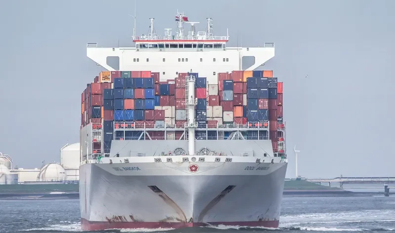 OOCL BANGKOK Container Ship IMO 9627978 photo 7