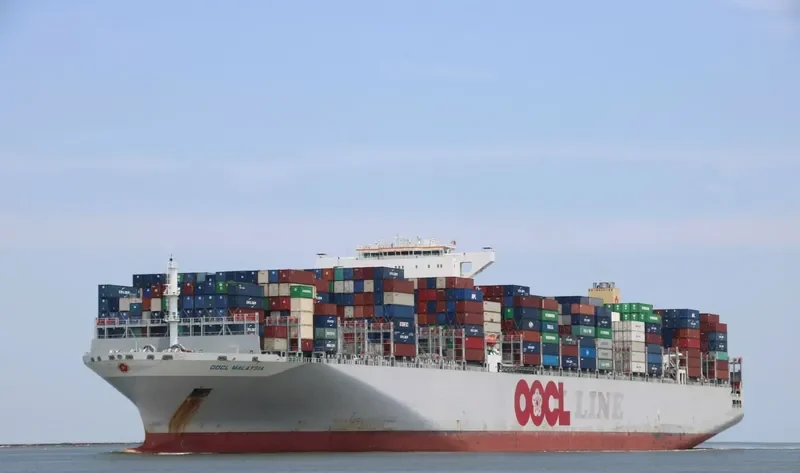 OOCL MALAYSIA Container Ship IMO 9627980