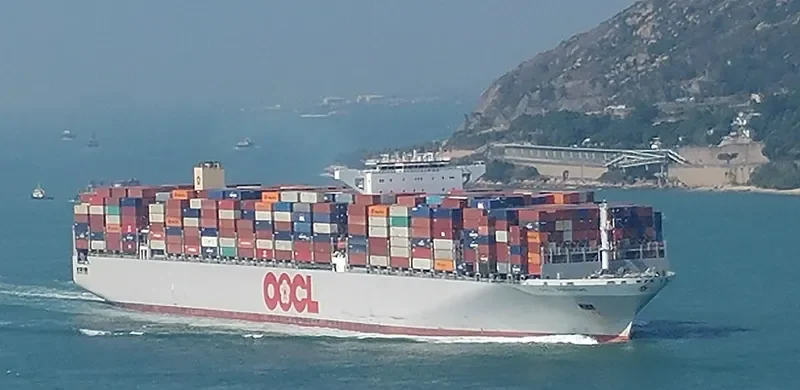 OOCL SINGAPORE Container Ship IMO 9628001 photo 4