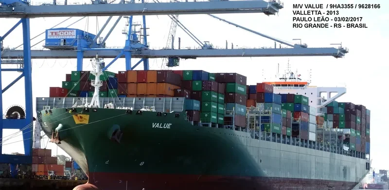 VALUE Container Ship IMO 9628166 photo 3