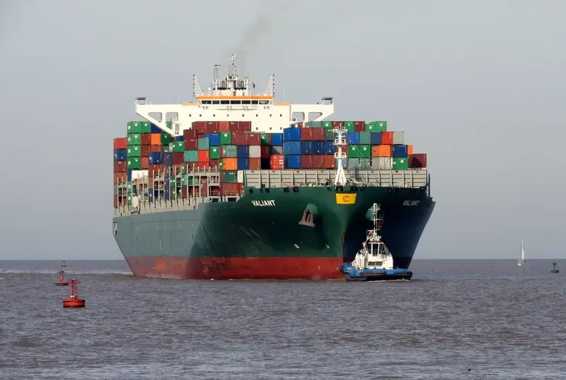 VALIANT Container Ship IMO 9628178 photo 5