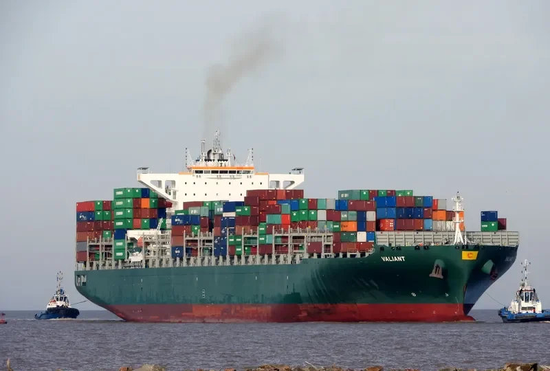 VALIANT Container Ship IMO 9628178 photo 6