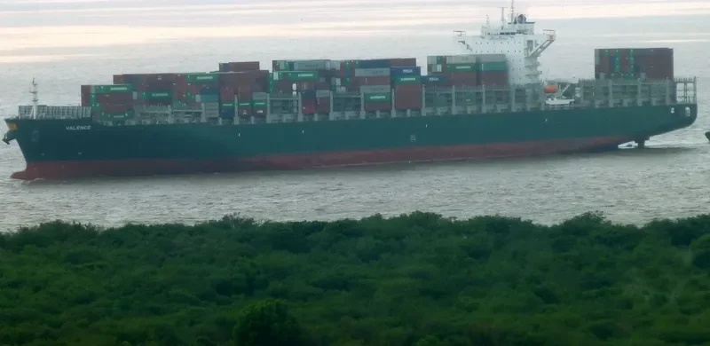 VALENCE Container Ship IMO 9628180 photo 8