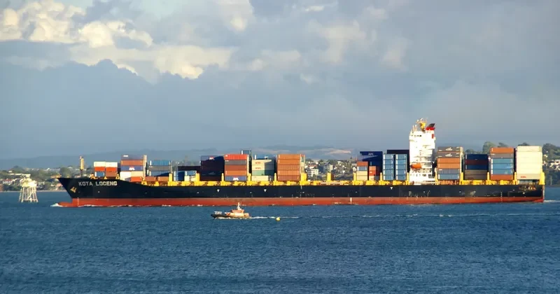 KOTA LOCENG Container Ship IMO 9628336 photo 9