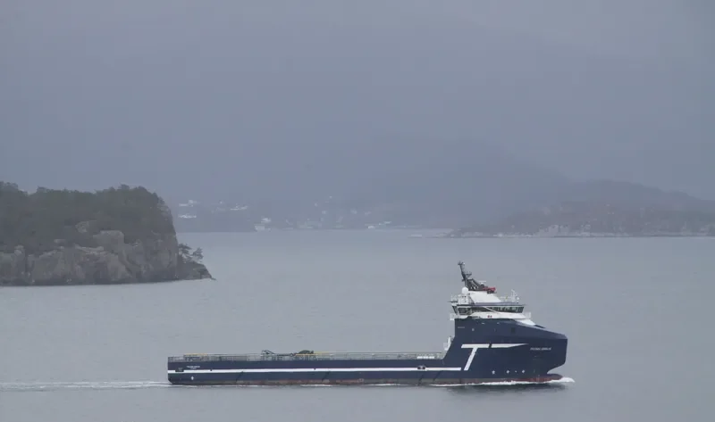 TROMS SIRIUS Offshore Vessel IMO 9628386 photo 4